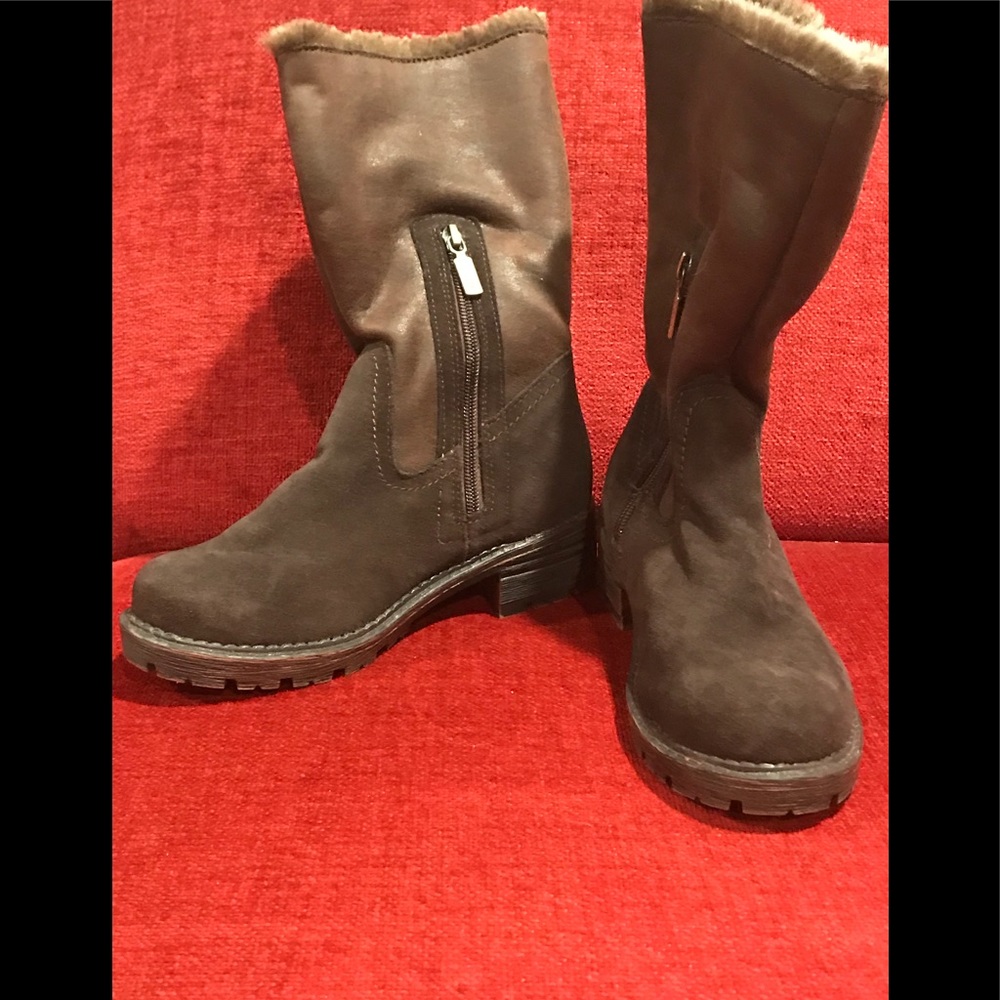 Blondo brown suede boots